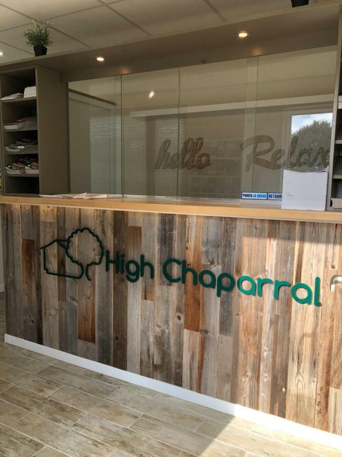 Boomstamhuis High Chaparral Oorsbeek Dış mekan fotoğraf